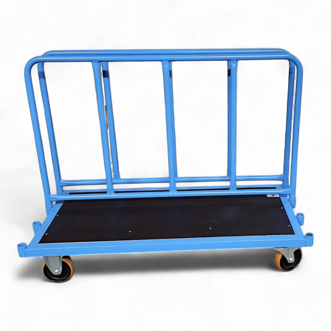 Robuster Längswandwagen aus Stahl mit hoher Längswand für den sicheren Transport von Gütern in Lager und Werkstatt.